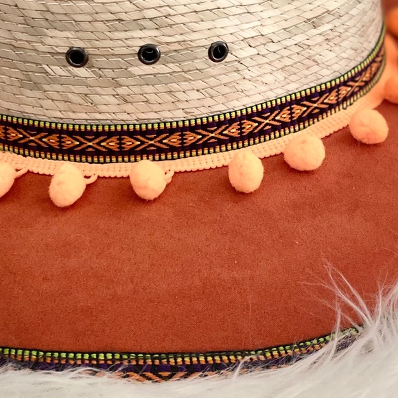 Hat - Picture 6 of 6